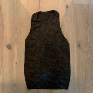 Lululemon Tie in the back green camp tank top